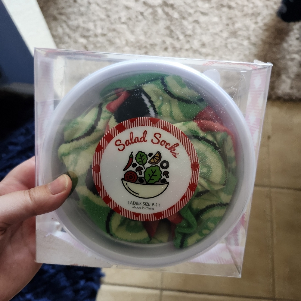 Salad Green Print Socks W Bowl White Elephant Gift